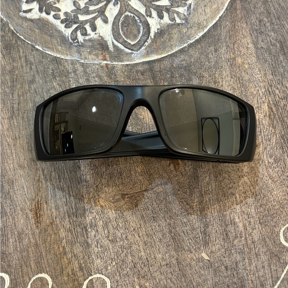 Oakley OO9096 Fuel Cell Sunglasses EUC - Picture 1 of 13